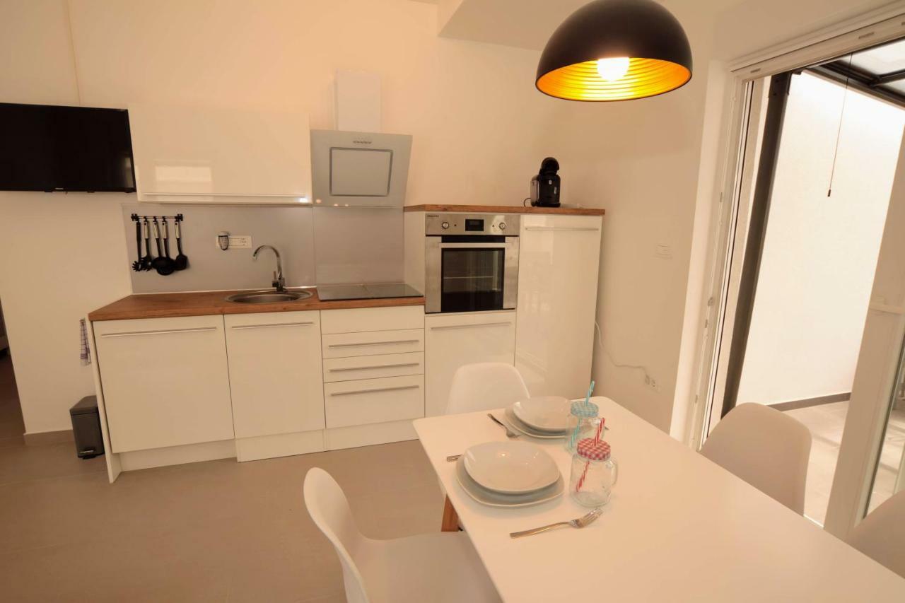 Villa Miggelangelo Tisno Εξωτερικό φωτογραφία